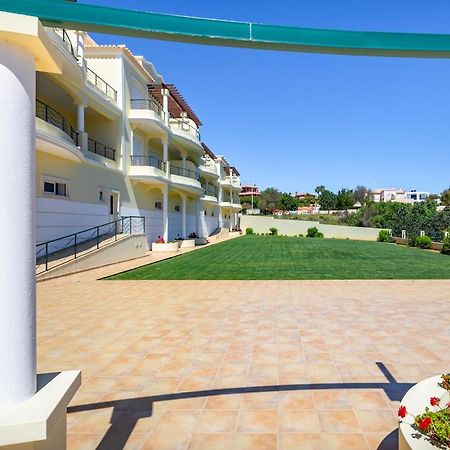Lagos Bay Plaza Exterior photo